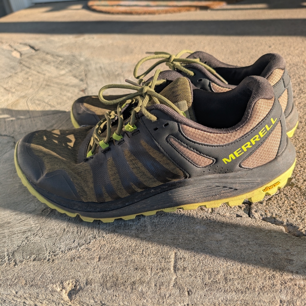 Merrell Nova Men's Trail Running Shoes - Black and Green